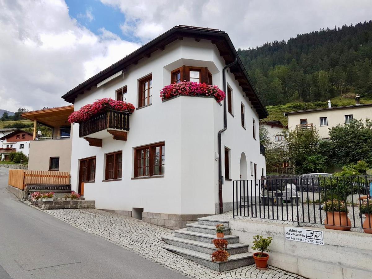 Chasa Nogler - Ferienwohnung Ramosch Exteriér fotografie